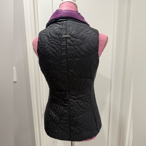 Lululemon Reversible Get down Vest - Picture 4 of 5
